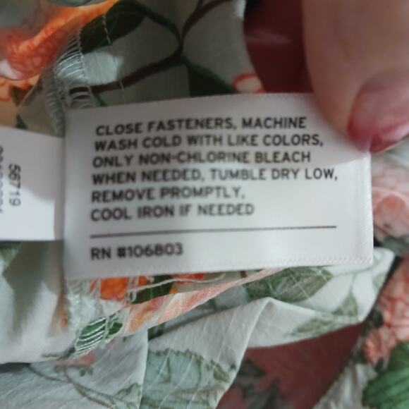 DULUTH TRADING Heirloom Gardening Short Overalls Large NWT Mint Summer Dahlia - Picture 12 of 16